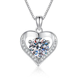 Oglowa Moissanite Heart Pendant Necklace D Color VVS1 - Main View